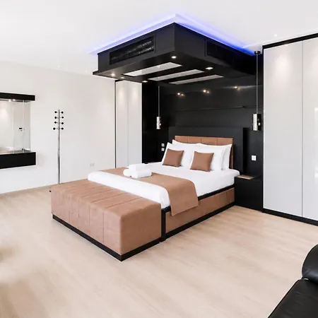 Trident Luxury By Trulycyprus Apartament *